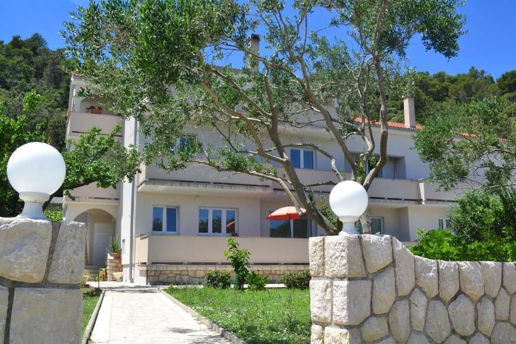 Rooms Marijana Kampor Exterior foto