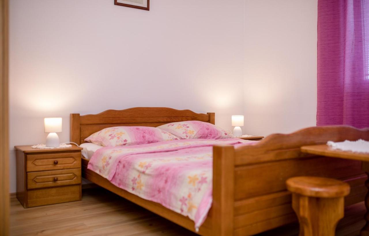 Rooms Marijana Kampor Exterior foto